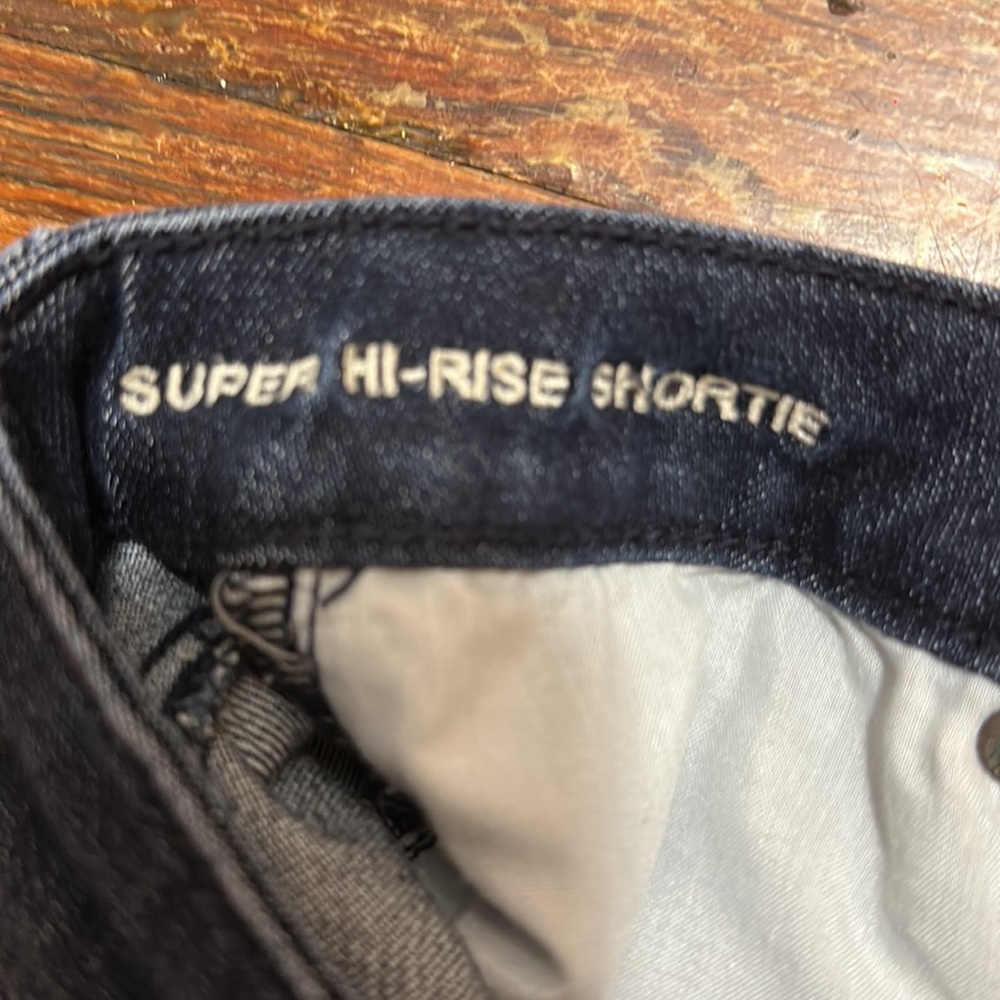 AEO Ne(x)t Level Stretch Super Hi-Rise Shortie Shorts #354N - Picture 3 of 5